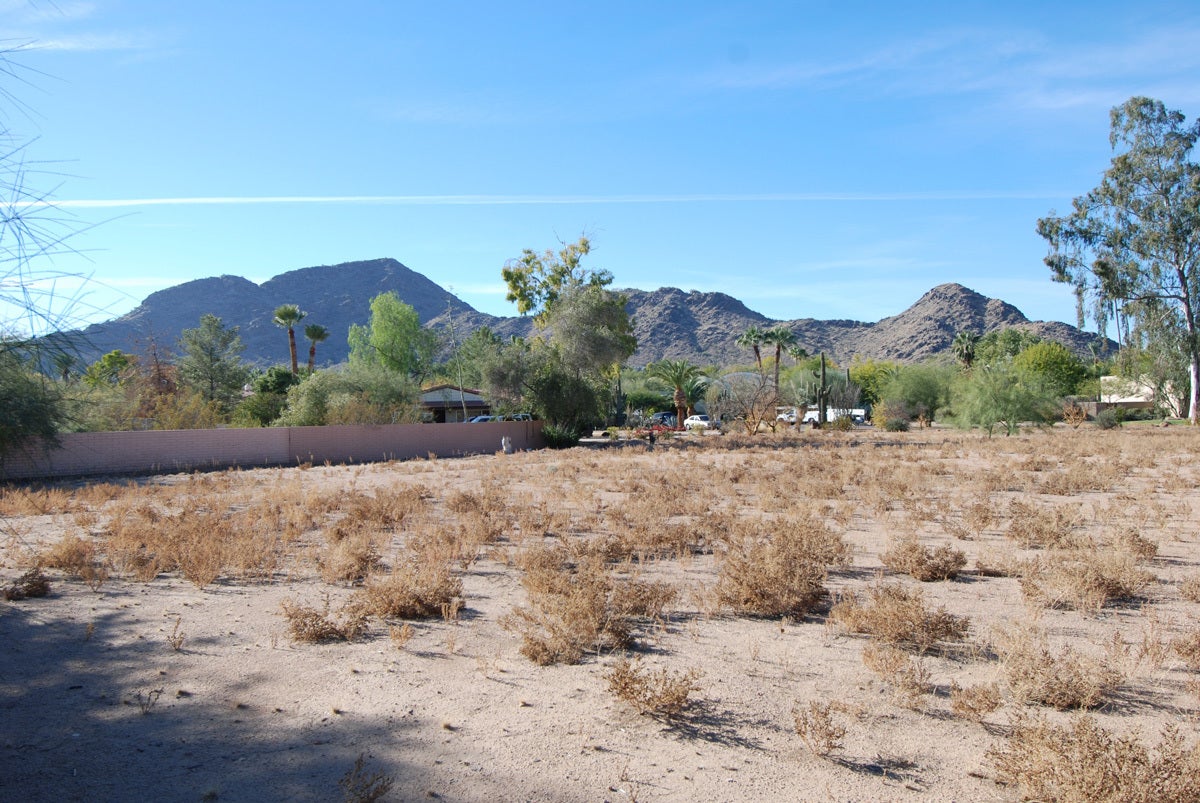 5901 E Caballo Drive 26