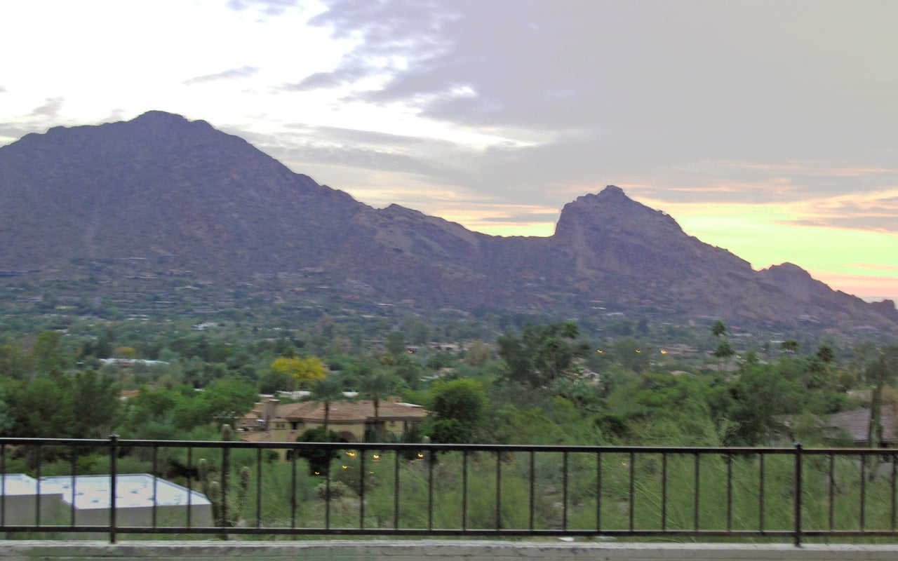 BACKYARD UNOBSTRUCTED VIEW OF CAMELBACK MOUNTAIN