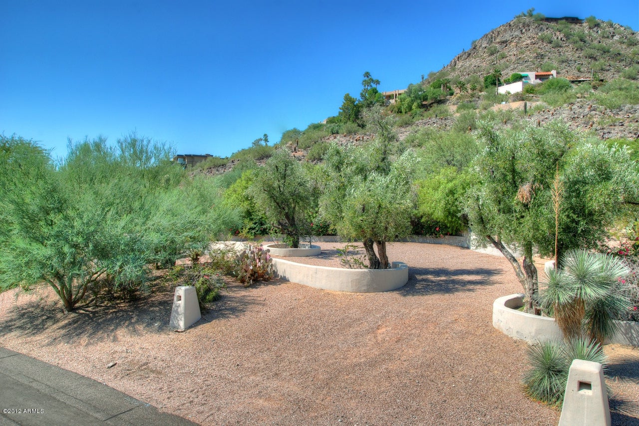 6854 N Hillside Drive 52