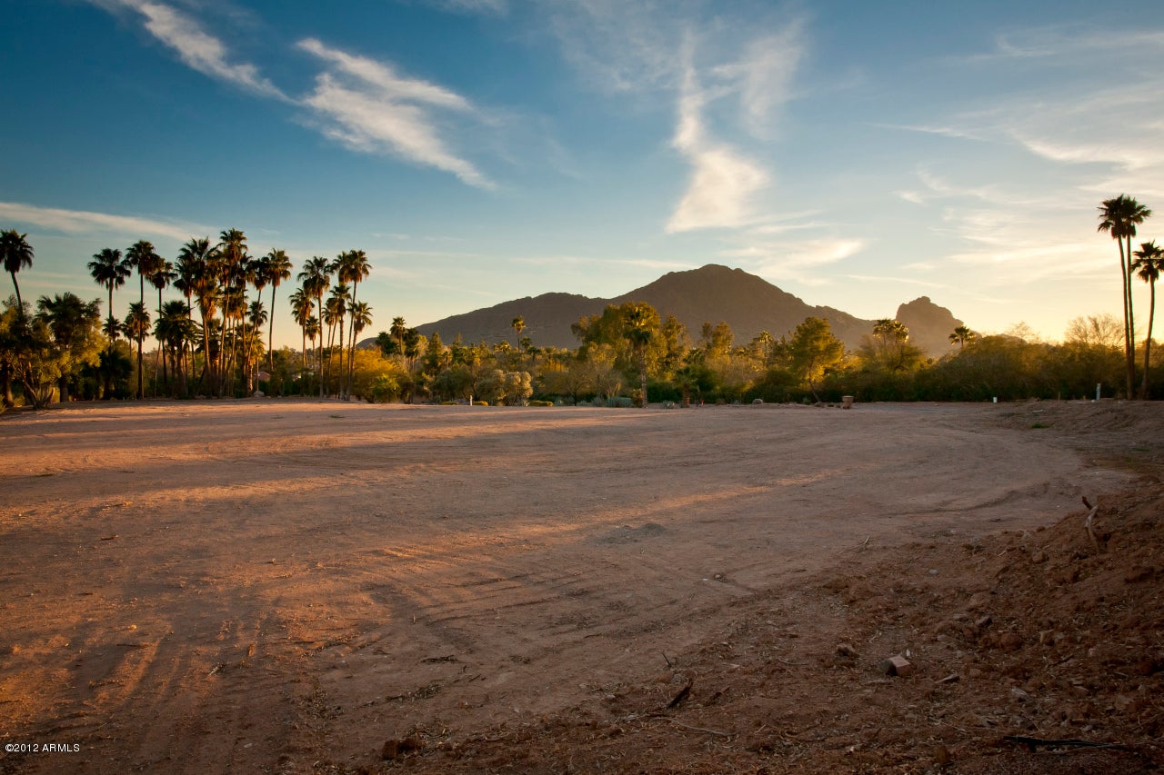 6400 E Cactus Wren Road 0 — photo 1