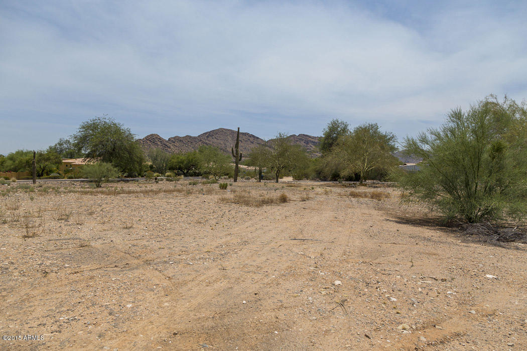 4864 E Caida Del Sol Drive 8