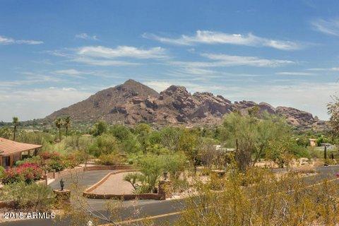 6854 N Hillside Drive ' - '