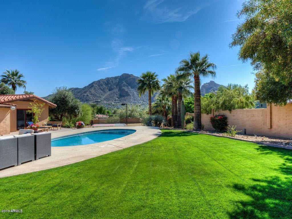 5615 E Cactus Wren Road 7