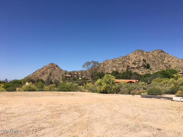 5344 E Road Runner Road 2