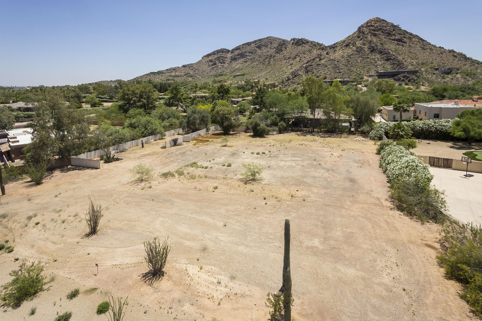 5515 E Mockingbird Lane 2