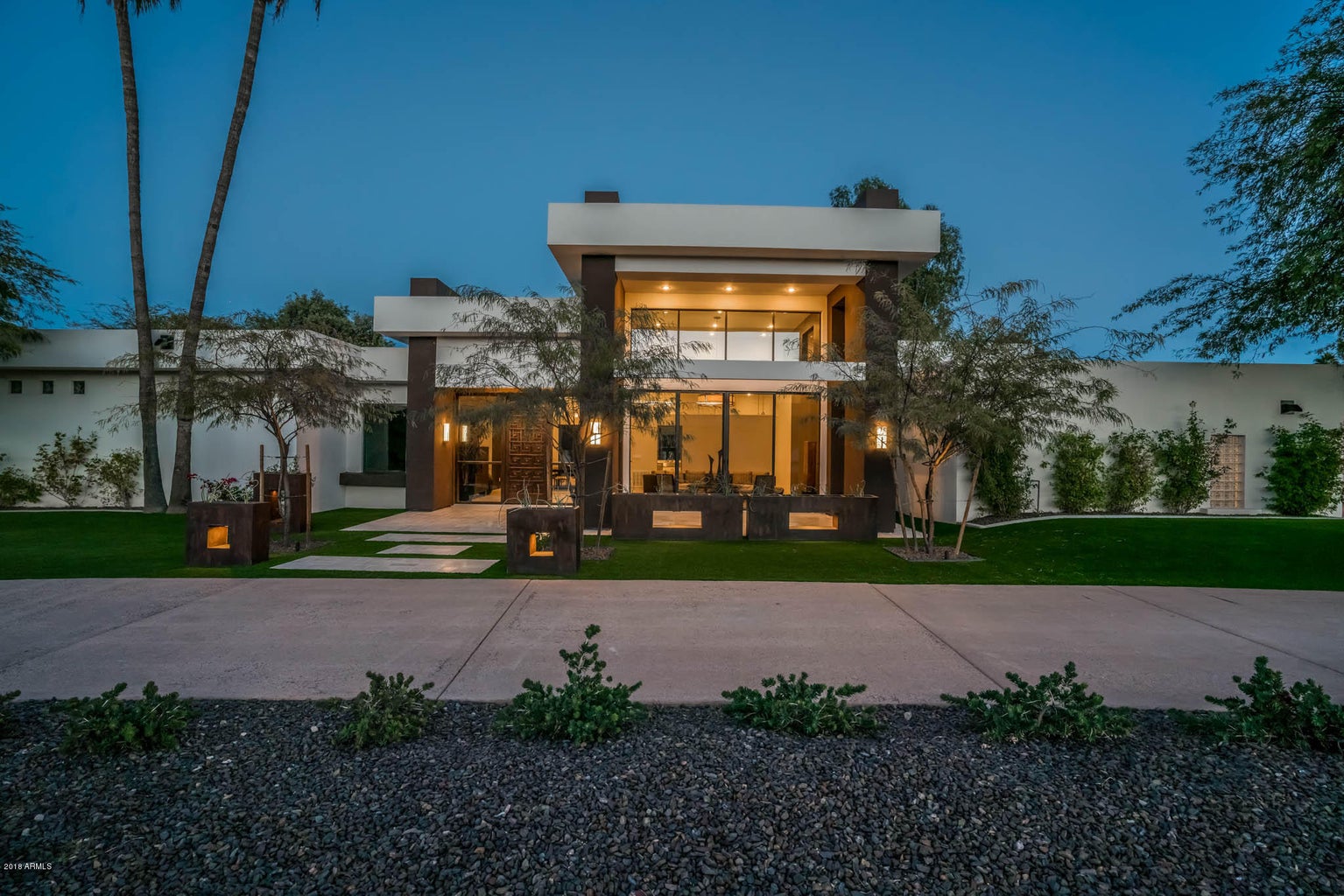8711 N Via La Serena — photo 1