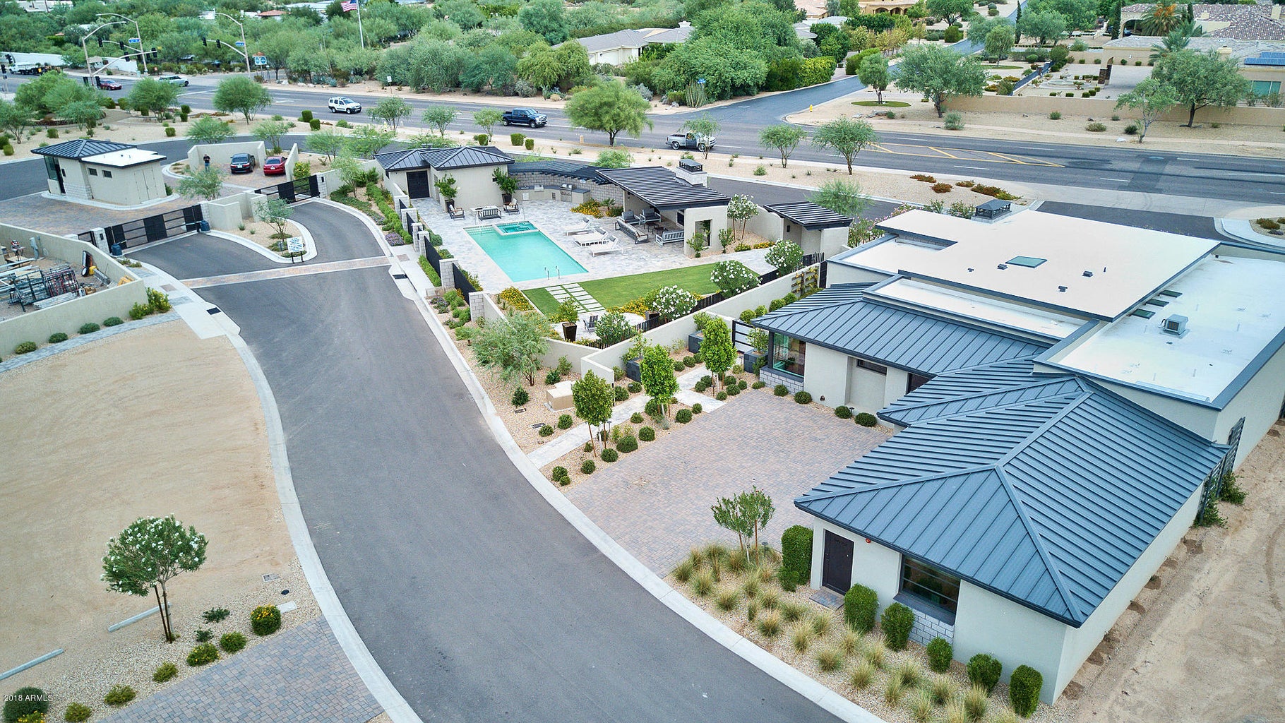 5747 E Huntress Drive — photo 1