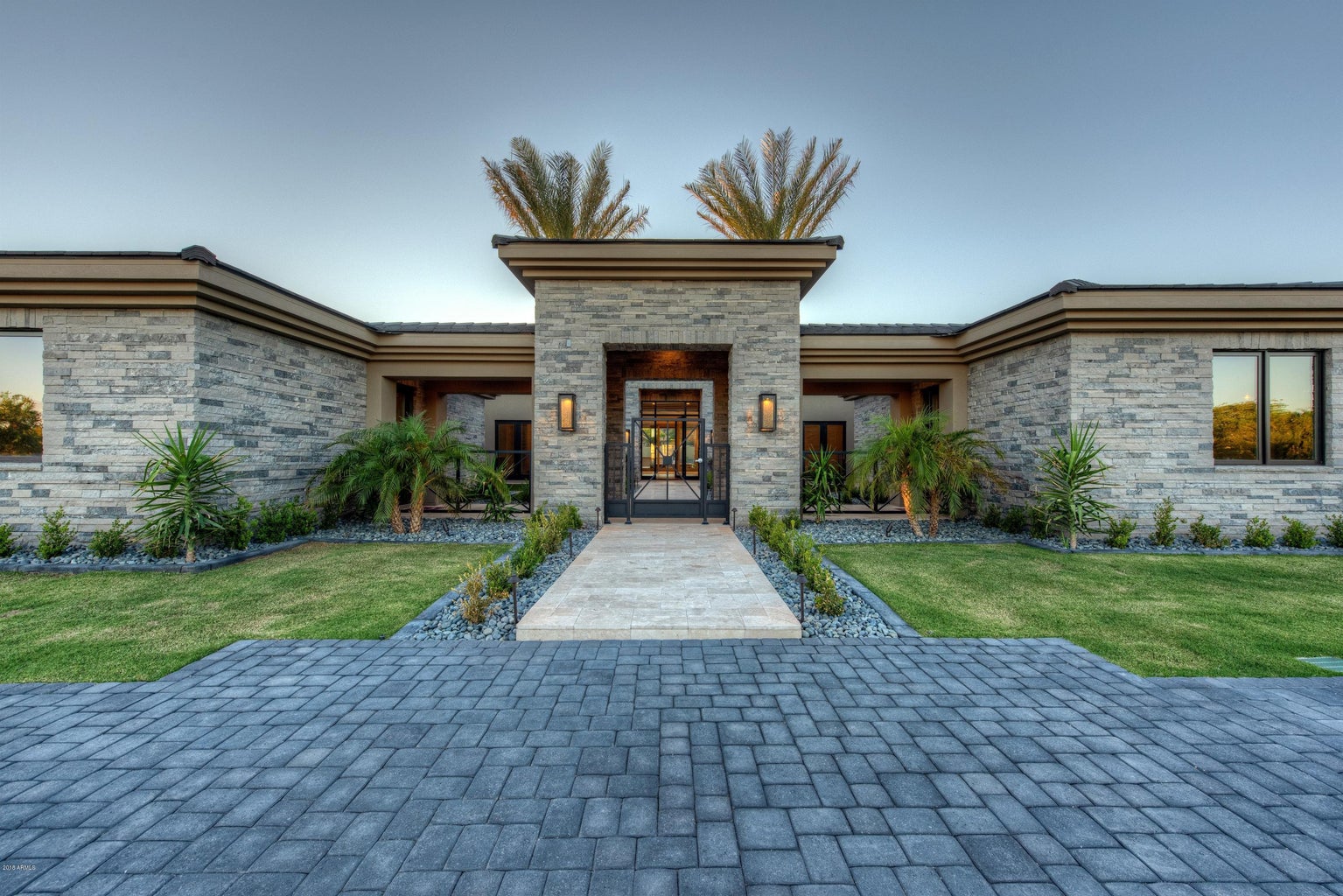 5088 N Casa Blanca Drive — photo 1