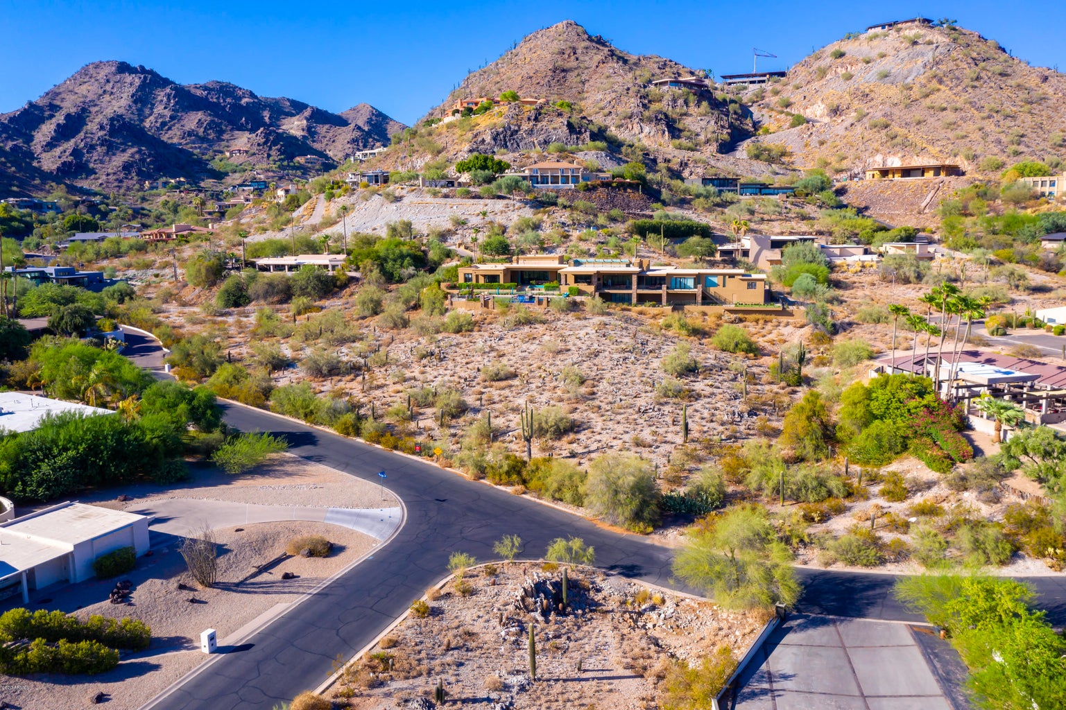 4020 E Desert Crest Drive 2