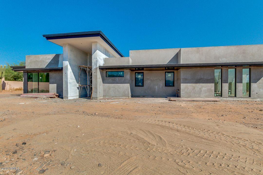 5811 N Palo Cristi Road — photo 1