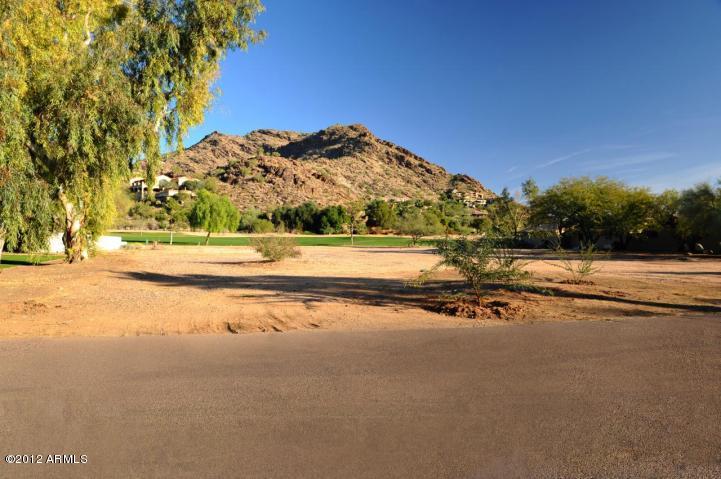 7501 N Eucalyptus Drive 11