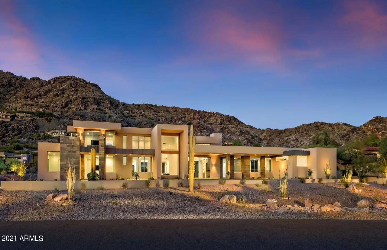5720 E Joshua Tree Lane — photo 1