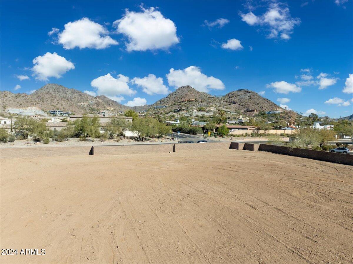 6219 N Paradise View Dr 28