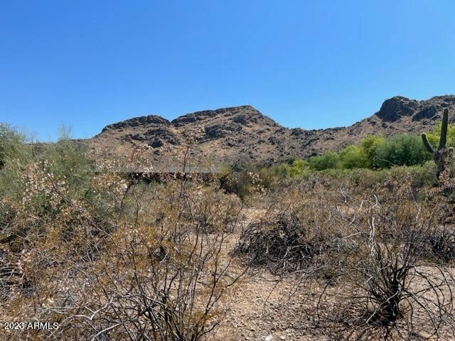 8112 N Mohave Road -