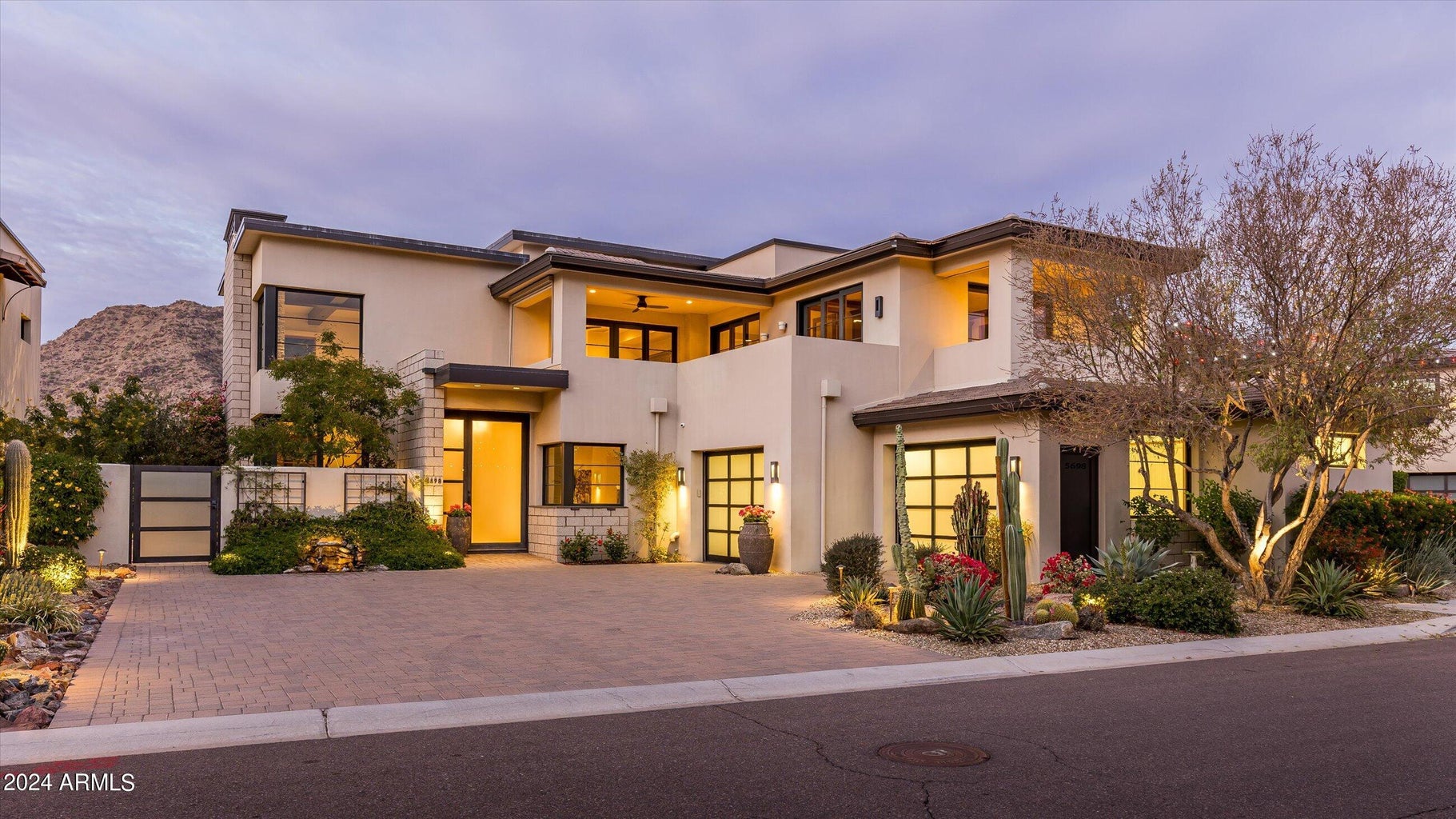 5698 E Huntress Drive — photo 1