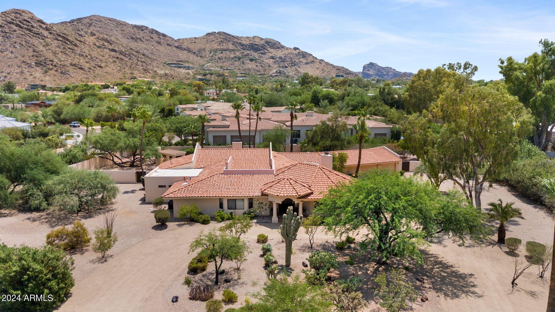 5225 E Mockingbird Lane