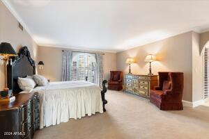 Primary suite bedroom