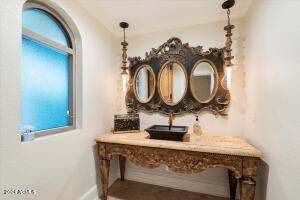 Powder room