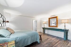 Guest en suite 1
