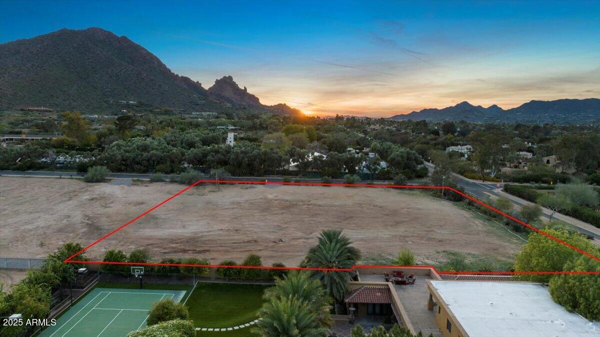 5909 N Invergordon Road -
