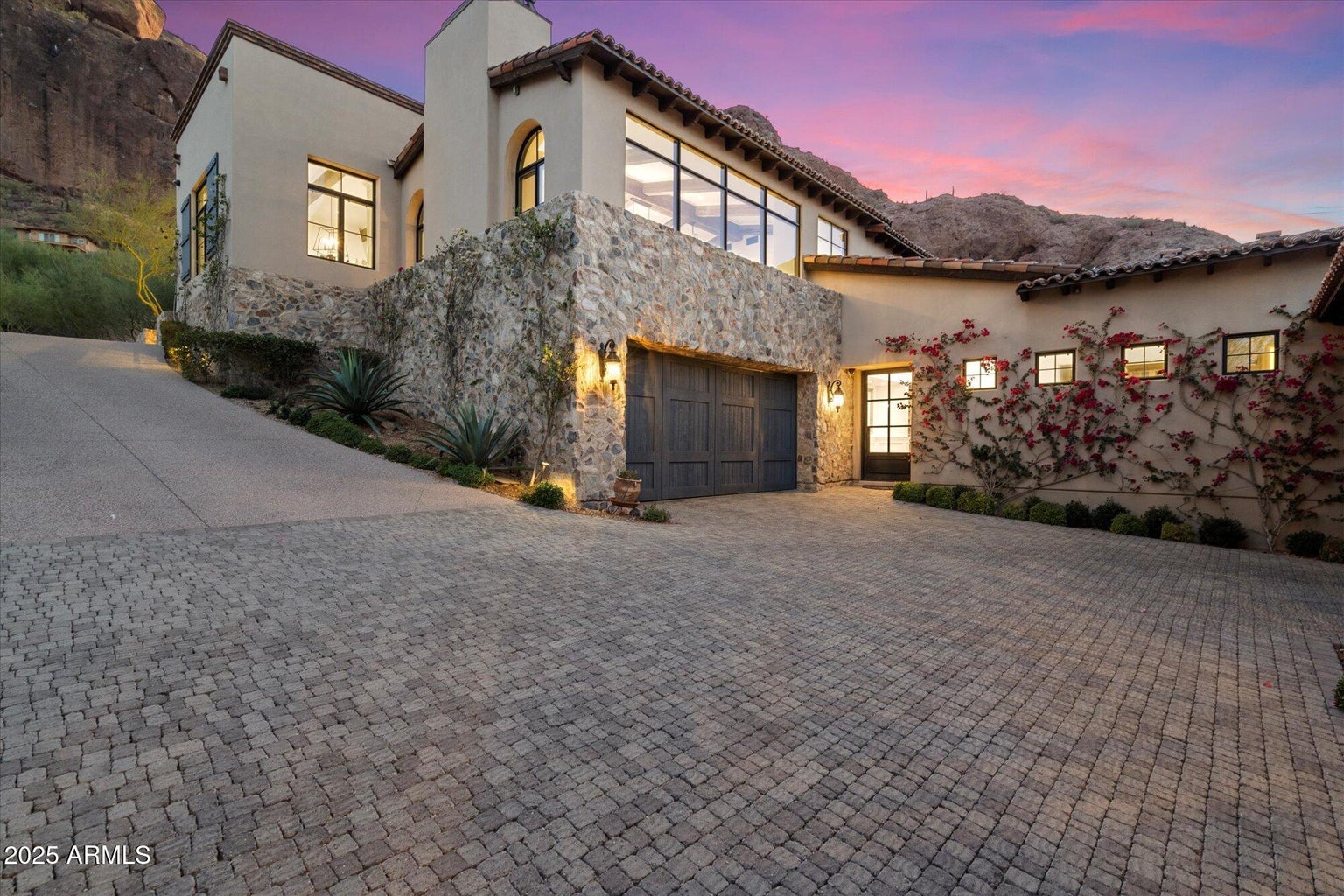 5241 E Palo Verde Drive — photo 1
