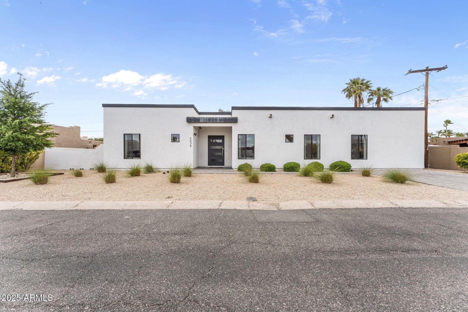 5036 N Scottsdale Road — photo 1